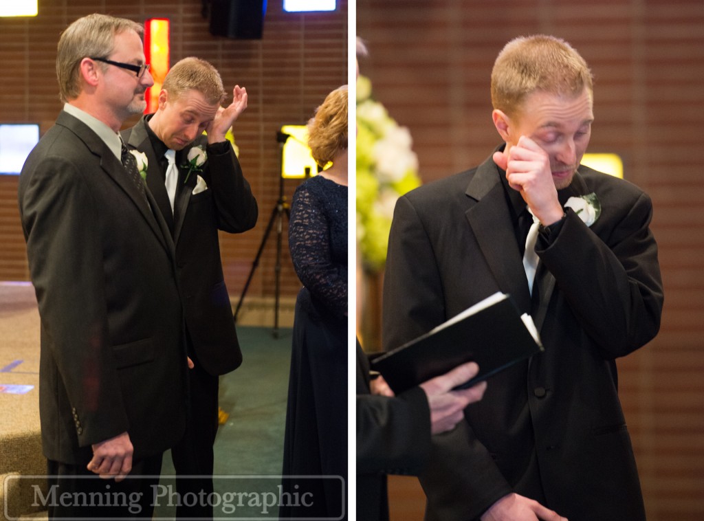 groom seeing bride on the wedding day for the first time