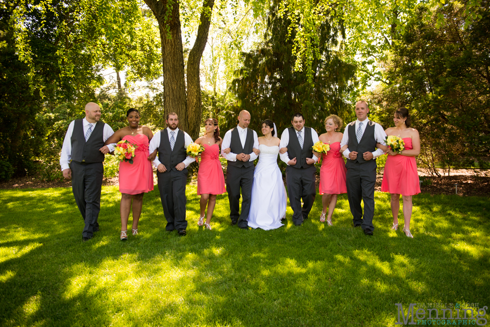 bridal party portraits in Mill Creek Park