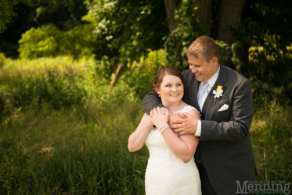Keely_Mitch_The-Links-at-Firestone-Farms_Rustic-Country-Barn-Wedding_Youngstown-OH-Wedding-Photographers_0036