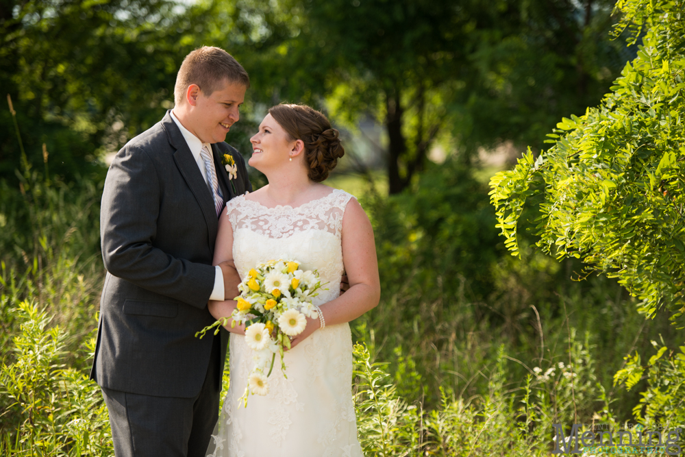 Keely_Mitch_The-Links-at-Firestone-Farms_Rustic-Country-Barn-Wedding_Youngstown-OH-Wedding-Photographers_0063