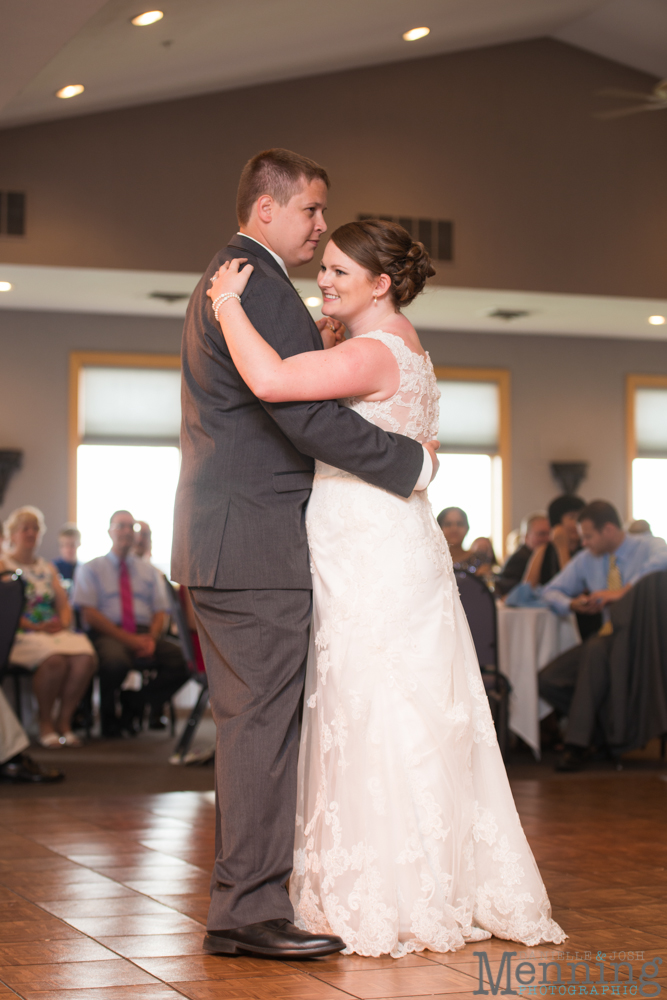 Keely_Mitch_The-Links-at-Firestone-Farms_Rustic-Country-Barn-Wedding_Youngstown-OH-Wedding-Photographers_0082