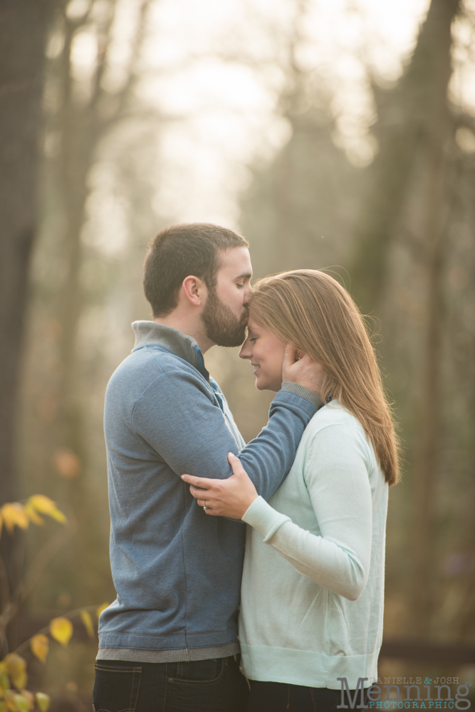 Kelly_Jon_Olmsted-Falls-Fall-Engagement-Session_0023