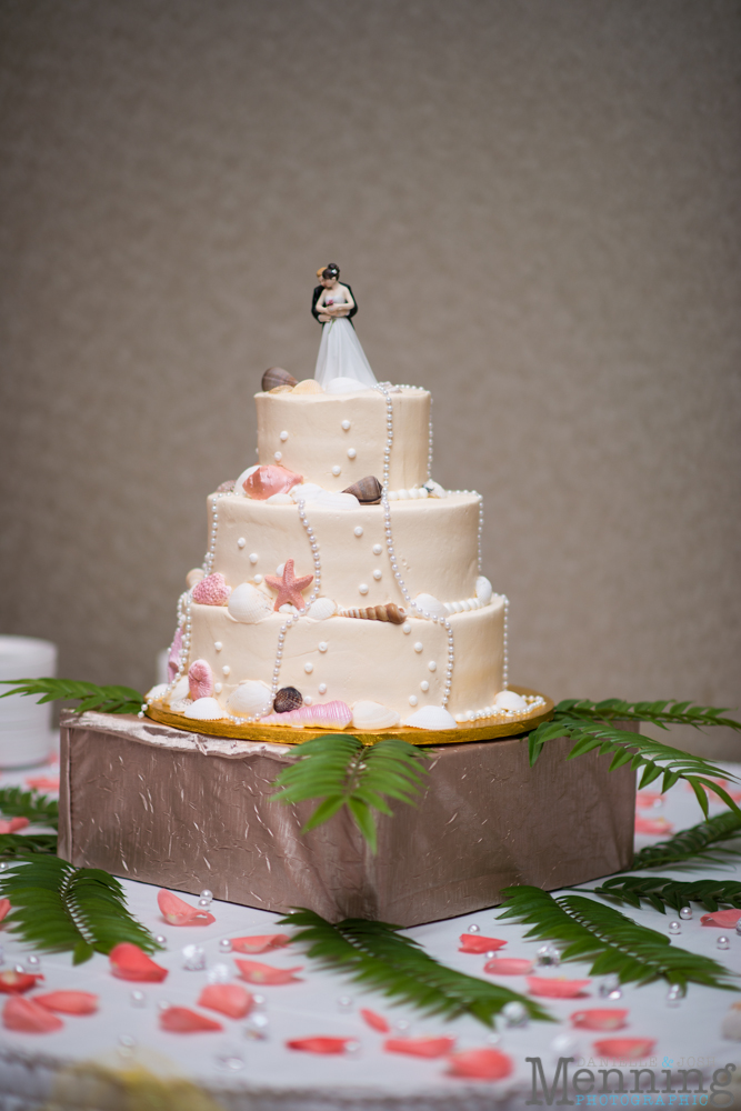 tropical theme wedding cake