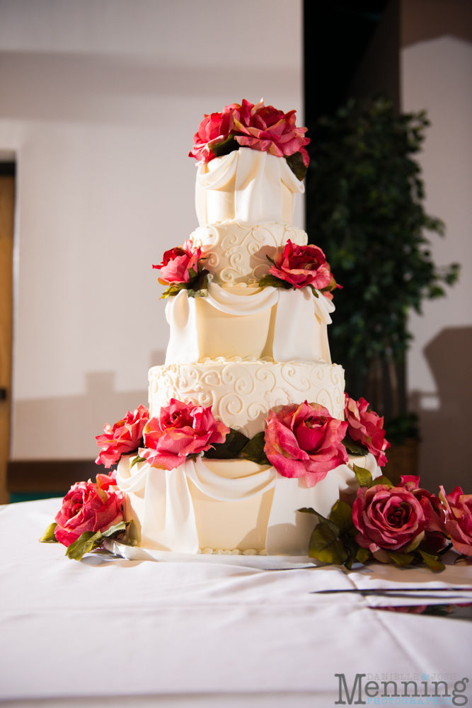 Paige_Todd_Lake-Mount-Church-of-Christ-SNPJ-Alpine-Room-Western-PA-Wedding-Photography_0075