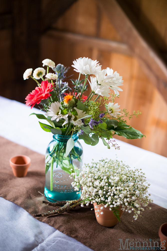 Brielle_Josh_Snodes-Restored-Country-Barn_Rustic-Wedding_Youngstown-OH-Wedding-Photographers_0007