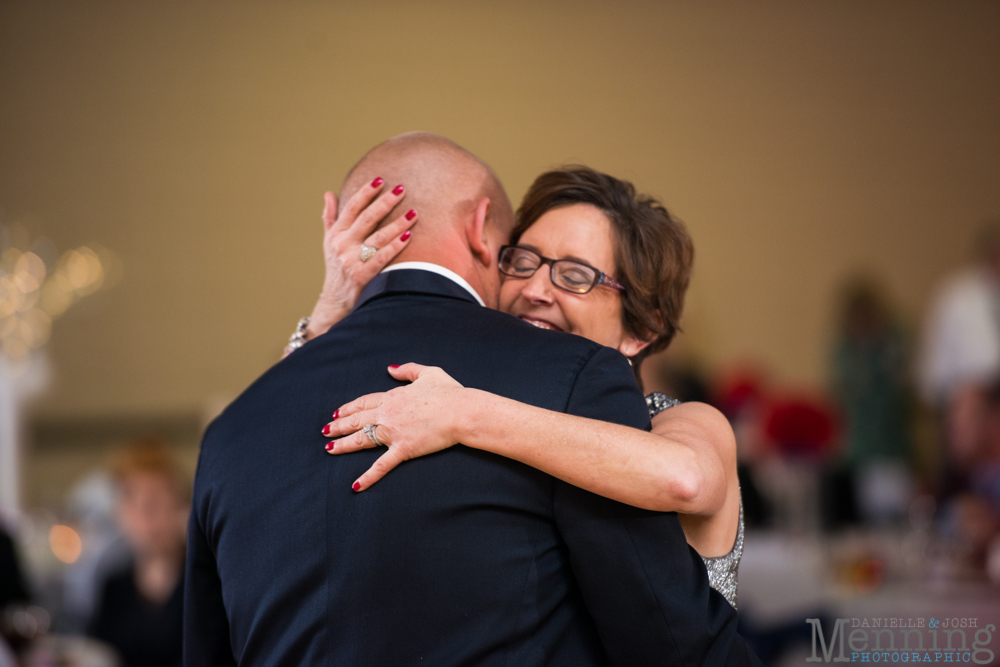 Erica_John_Holy-Triniy-Parish_Mountaineer-Casino_East-Liverpool-OH_Youngstown-OH-Wedding-Photographers_0065