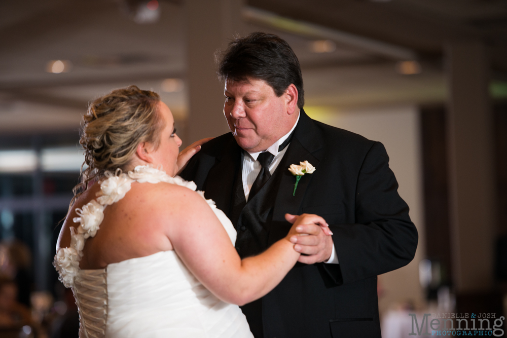 Holly_Billy_The-Lake-Club_Fall-Wedding_Youngstown-OH-Wedding-Photographers_0082