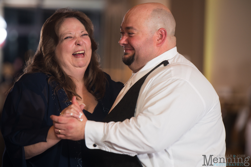 Holly_Billy_The-Lake-Club_Fall-Wedding_Youngstown-OH-Wedding-Photographers_0084