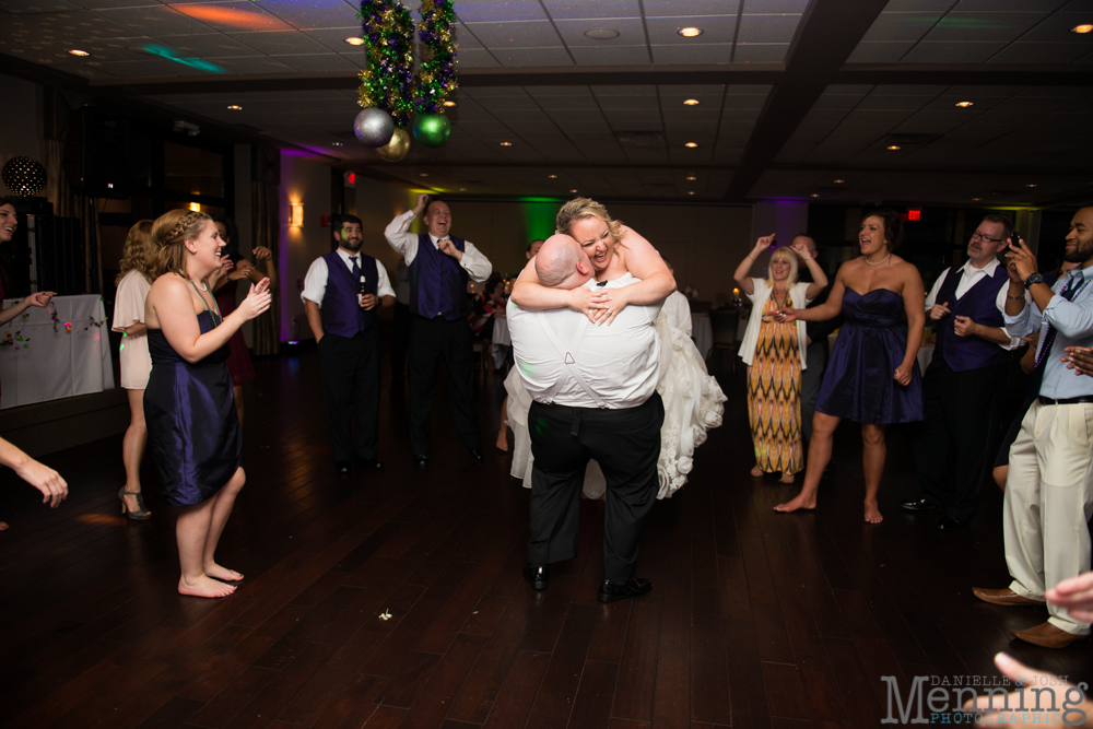 Holly_Billy_The-Lake-Club_Fall-Wedding_Youngstown-OH-Wedding-Photographers_0097