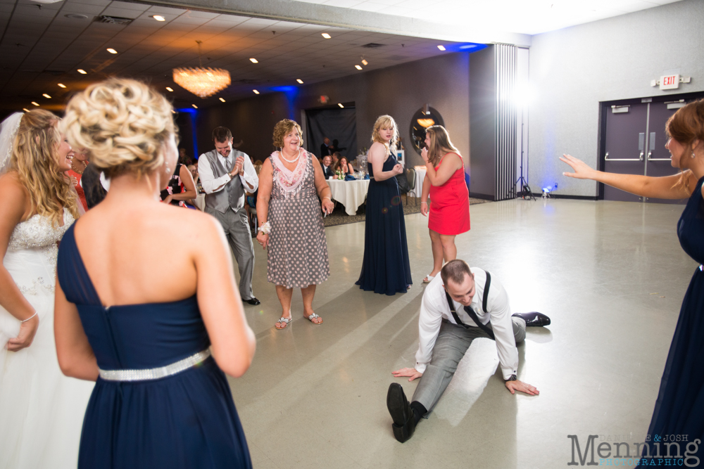 Tara_Chris_St-James-Chapel_Stambaugh-Auditorium_Mr-Anthonys_Youngstown-OH-Wedding-Photographers_0095