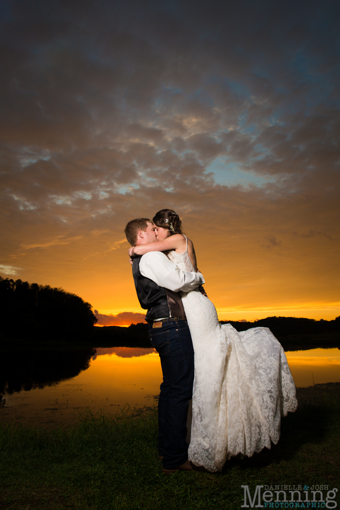 Brielle_Josh_Snodes-Restored-Country-Barn_Rustic-Wedding_Youngstown-OH-Wedding-Photographers_0080