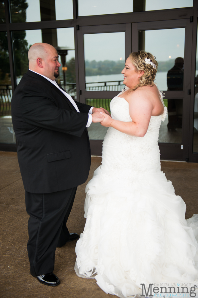 Holly_Billy_The-Lake-Club_Fall-Wedding_Youngstown-OH-Wedding-Photographers_0007