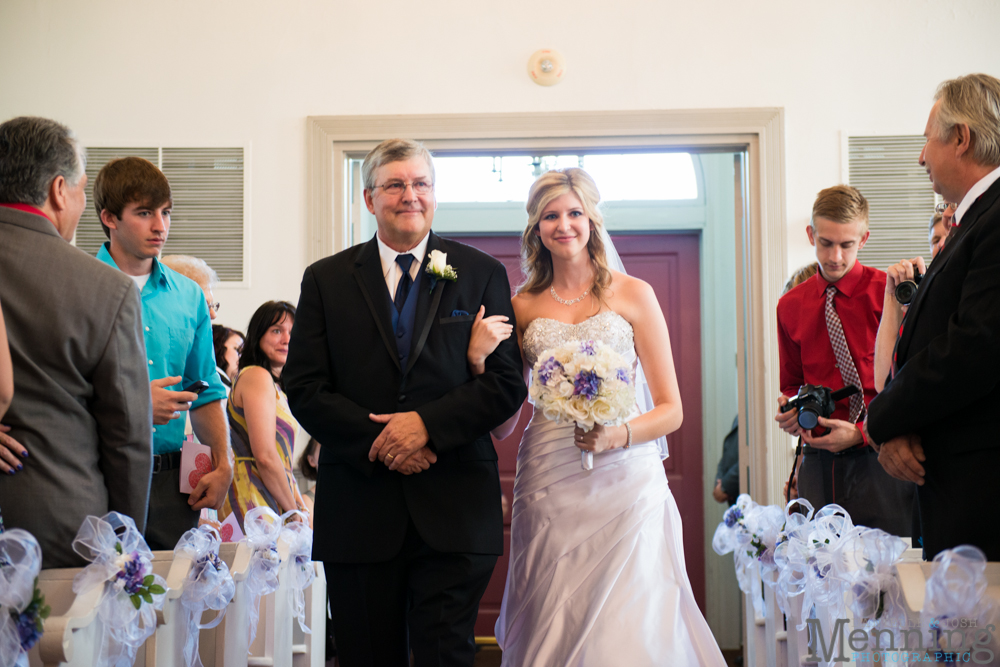 Sarah_AJ_St-James-Chapel_Rose-Garden_North-Lima-DQ_Antones-Banquet-Centre_Youngstown-OH-Wedding-Photographers_0030