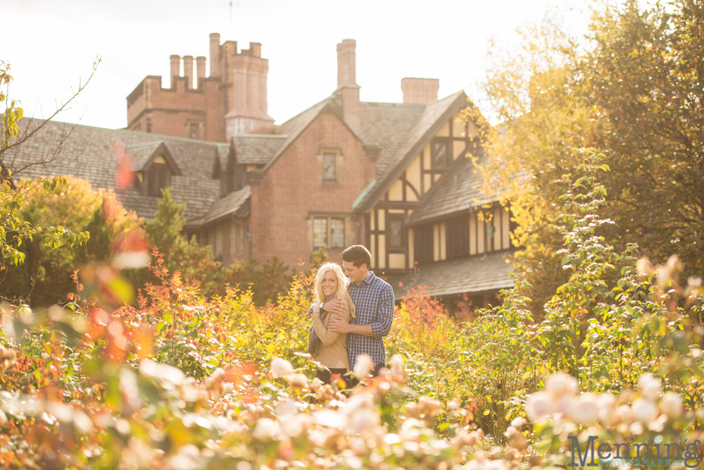 Kacie_Dillon_Stan-Hywett-Hall-and-Gardens_Akron-OH_Fall-Engagement-Photos_0010