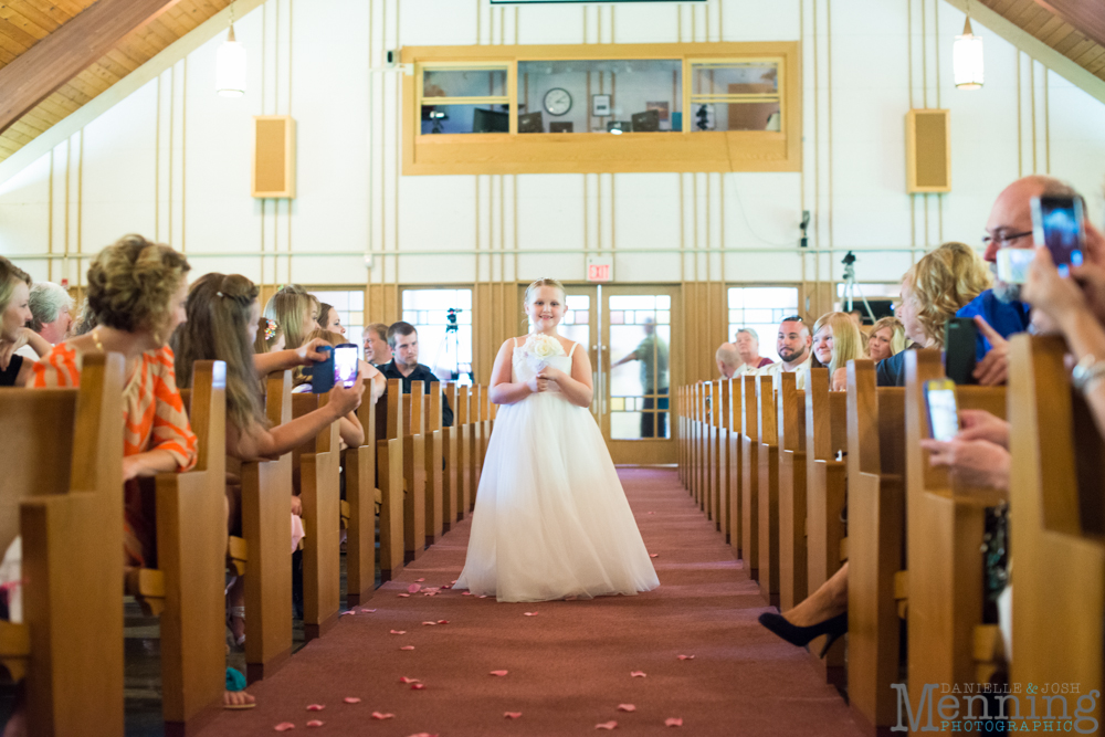 Devon_Dustin_Friends-Christian-Church_Salem-OH_Mill-Creek-Park_The-Embassy_Youngstown-OH-Wedding-Photography_0021