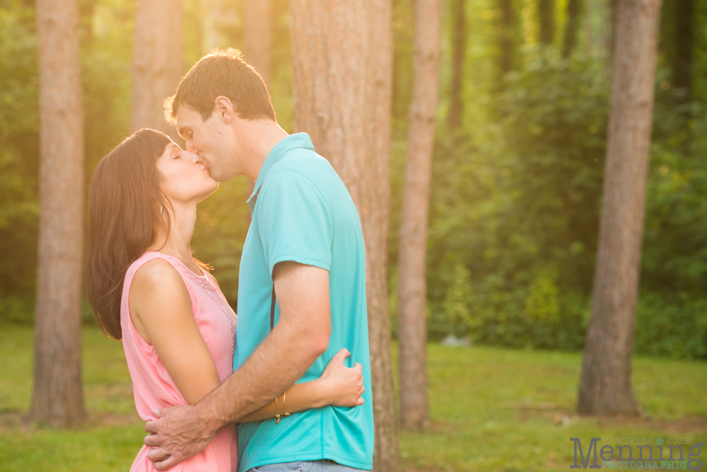 Erin & Matt - Beaver Creek State Park - Rustic Engagement Session - Youngstown OH Photographers_0027