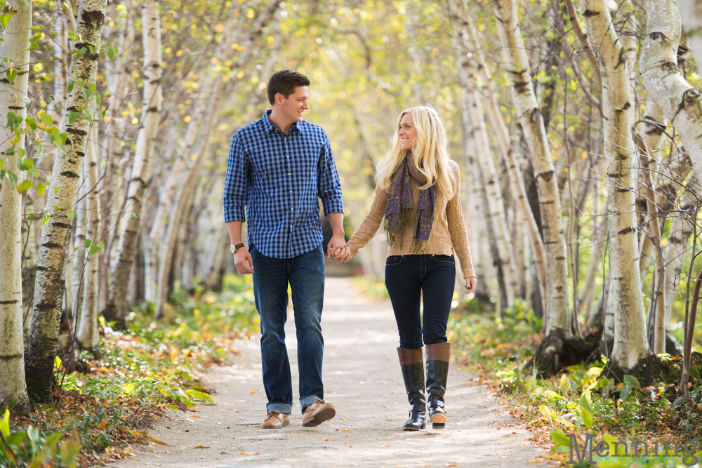 Kacie_Dillon_Stan-Hywett-Hall-and-Gardens_Akron-OH_Fall-Engagement-Photos_0006