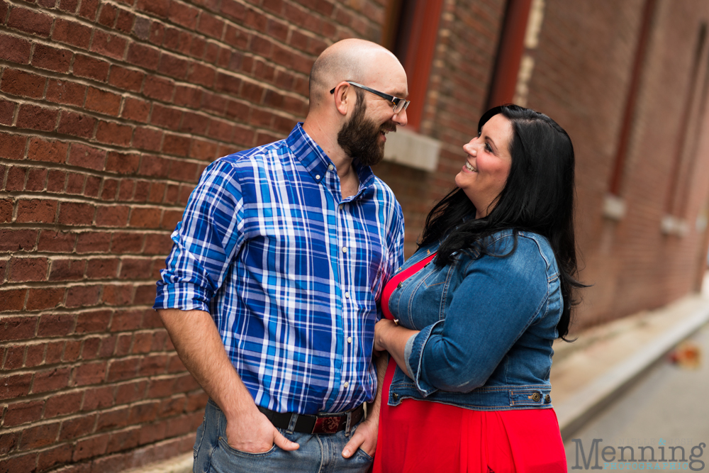 Richelle & Ryan - Downtown Pittsburgh - Roberto Clemente Bridge - PNC Park - North Shore - Heinz Pickle - Pittsburgh Engagement Session - Youngstown OH Photographers_0003