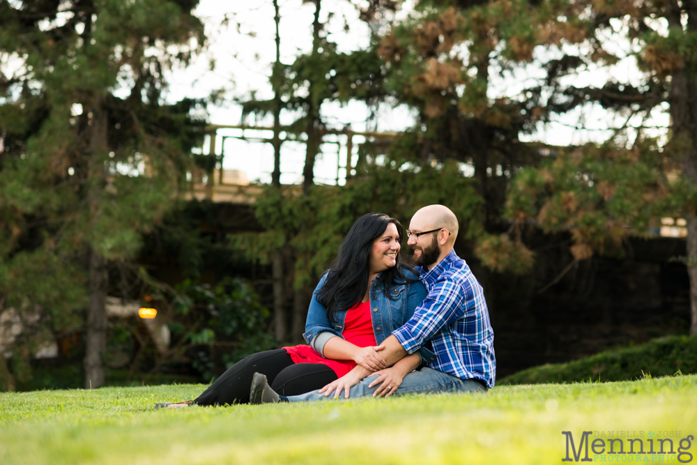 Richelle & Ryan - Downtown Pittsburgh - Roberto Clemente Bridge - PNC Park - North Shore - Heinz Pickle - Pittsburgh Engagement Session - Youngstown OH Photographers_0013