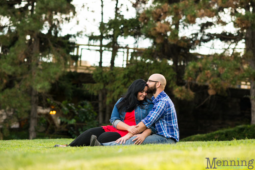 Richelle & Ryan - Downtown Pittsburgh - Roberto Clemente Bridge - PNC Park - North Shore - Heinz Pickle - Pittsburgh Engagement Session - Youngstown OH Photographers_0014