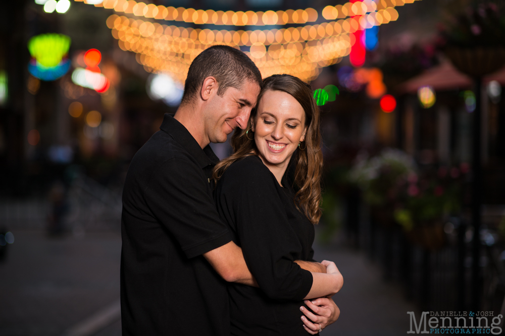 E 4th Street engagement photos