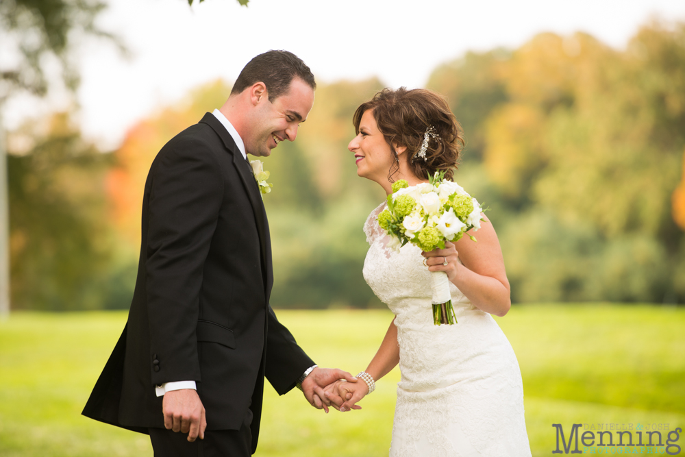 Cassie_Byron_The-Lake-Club_Fall-Wedding_Youngstown-OH-Wedding-Photographers_0029