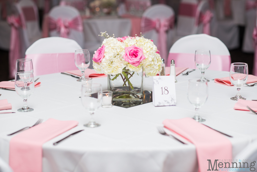 pink wedding decor
