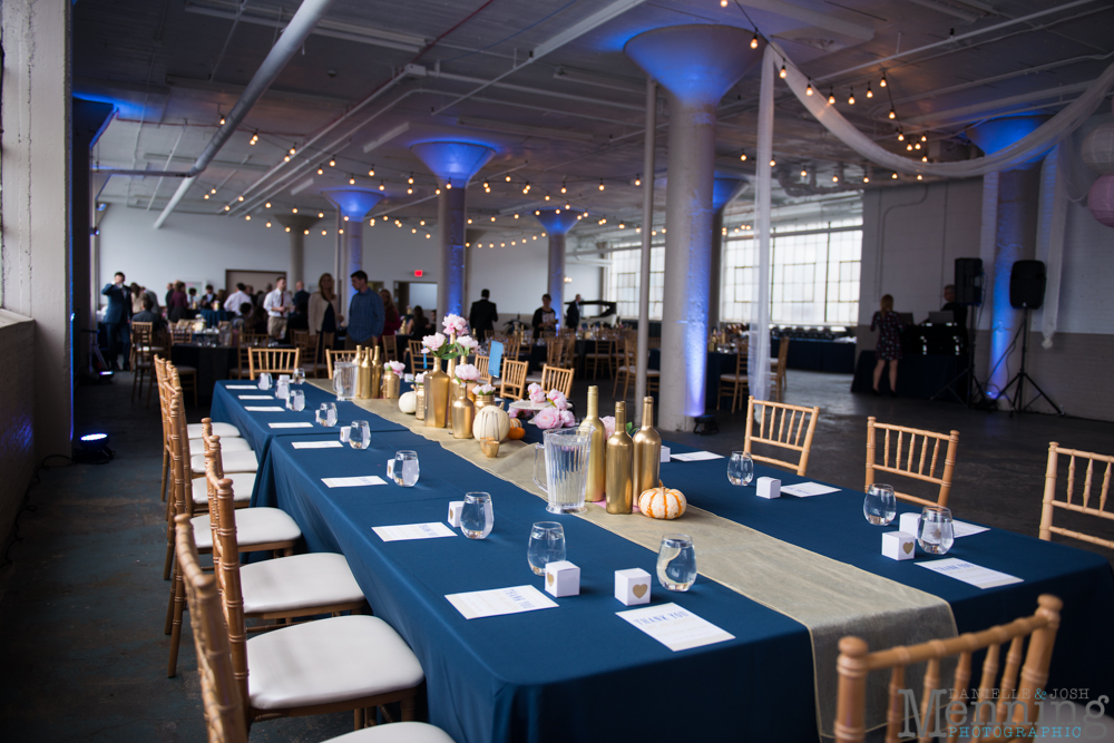 gold & navy wedding decor