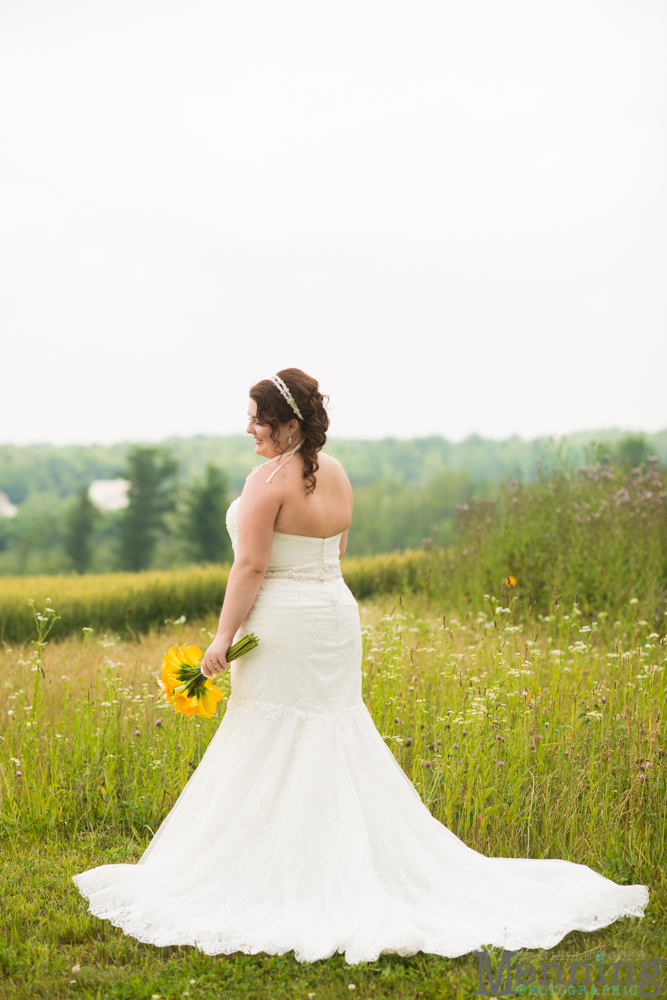 Keri & Shawn - The Links at Firestone Farms - Barn Wedding - Youngstown OH Wedding Photographers_0040