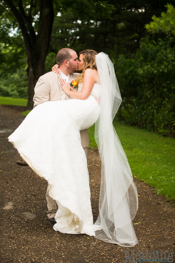 wedding photos Barn & Gazebo