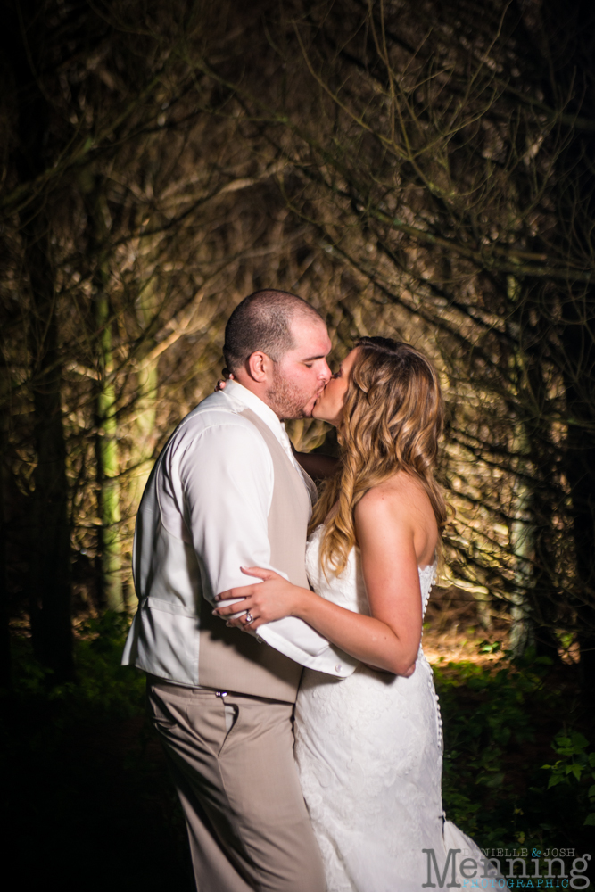 wedding photos at Barn & Gazebo in Salem