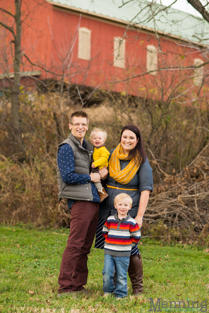 The Roth Family Session - Medina, Ohio - Rustic-Country Family Photos - Nathan & Amanda Photography - Youngstown, Ohio Family Photographers_0001