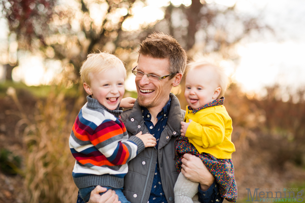 The Roth Family Session - Medina, Ohio - Rustic-Country Family Photos - Nathan & Amanda Photography - Youngstown, Ohio Family Photographers_0014