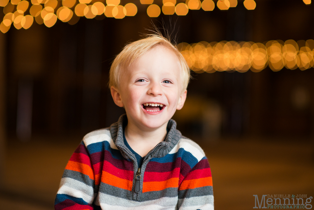 The Roth Family Session - Medina, Ohio - Rustic-Country Family Photos - Nathan & Amanda Photography - Youngstown, Ohio Family Photographers_0018