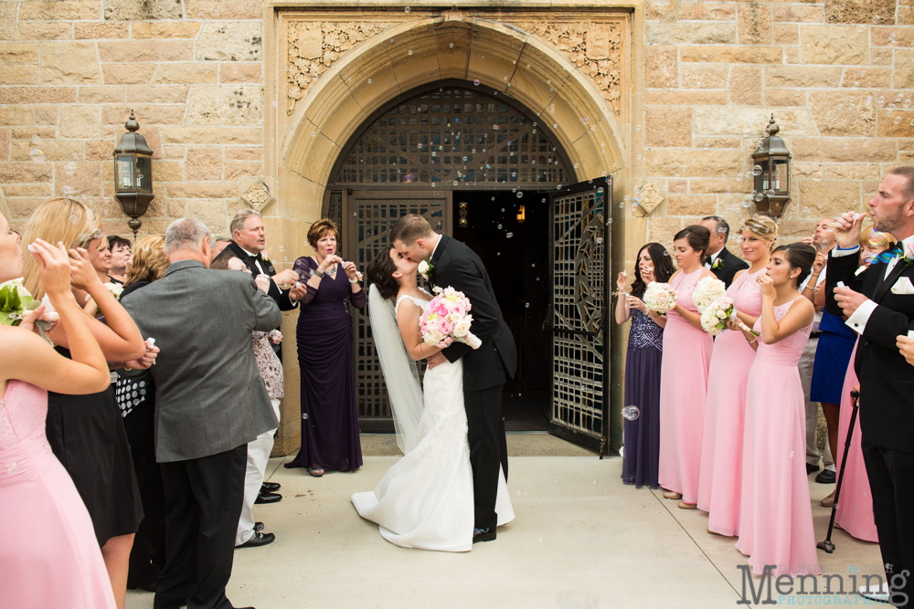 Julie & Andrew Wedding - St Paul Catholic Church Salem Ohio - Fellows Riverside Gardens - Mr Anthony's Banquet Center - Youngstown Ohio Wedding Photographers_0028