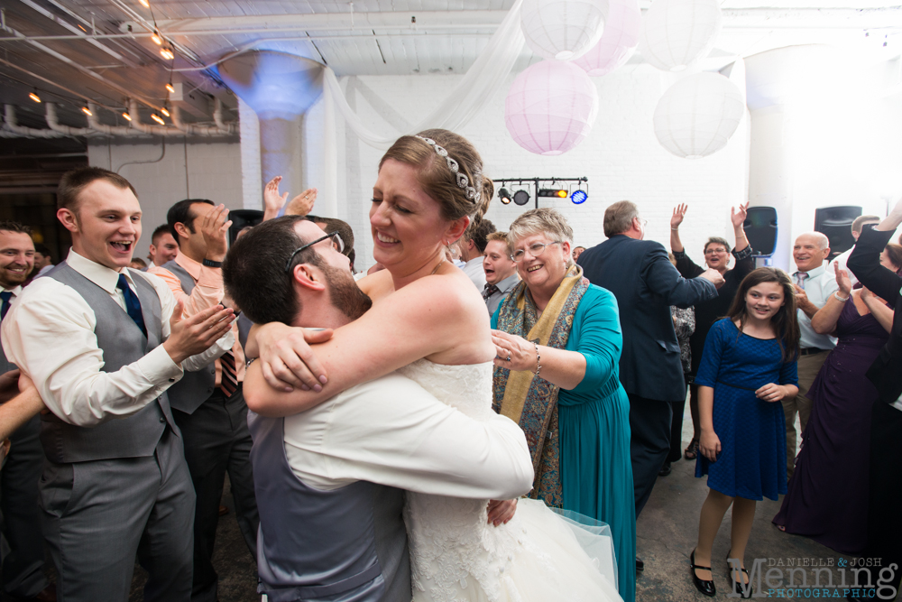 Kelly & Jon Wedding - West Park United Church of Christ - Lake Erie Building - Cleveland, Ohio Photographers_0100