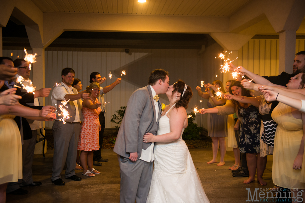 Keri & Shawn - The Links at Firestone Farms - Barn Wedding - Youngstown OH Wedding Photographers_0107