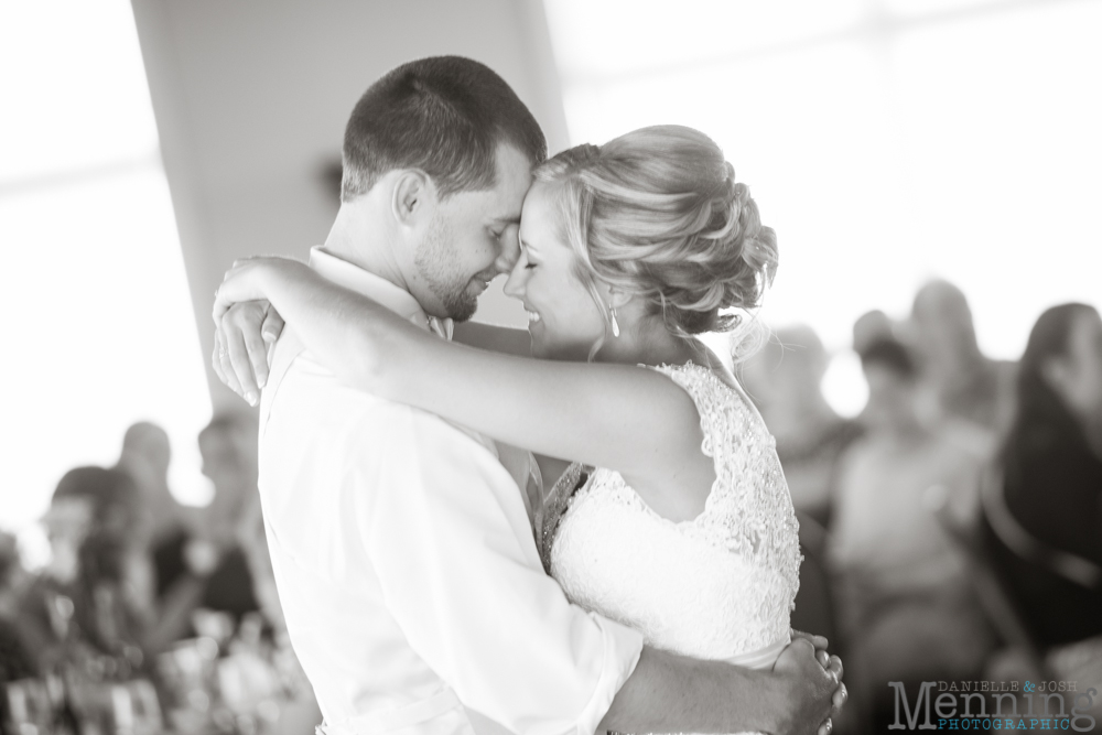 LeAnn & Jered - The Links at Firestone Farms - Barn Wedding - Youngstown OH Wedding Photographers_0103