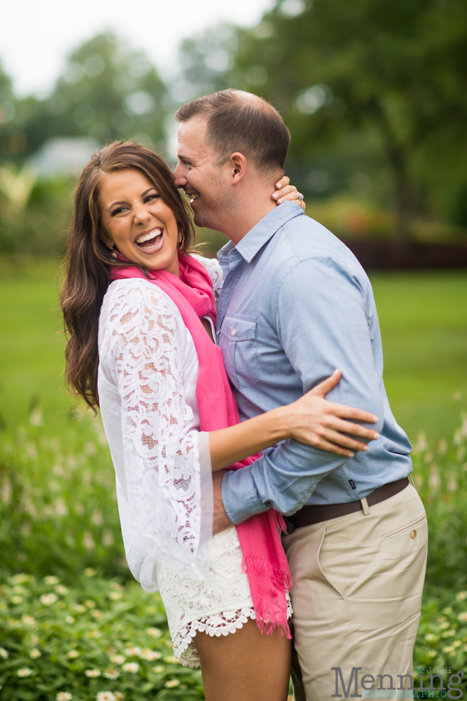 engagement photos at Mill Creek park