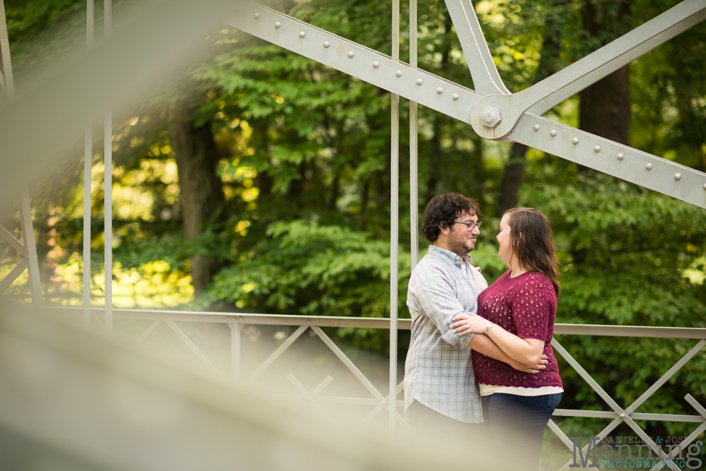 Mill Creek Park engagement photos