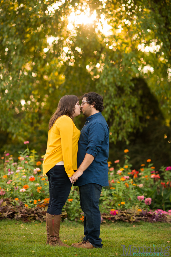 Mill Creek Park engagement photos