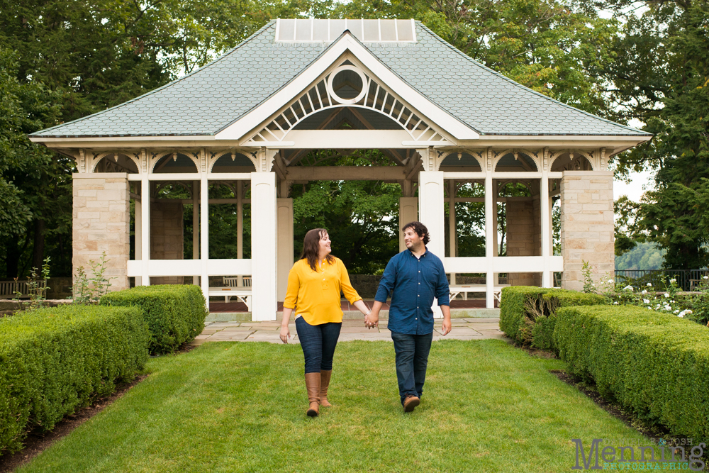 Mill Creek Park engagement photos