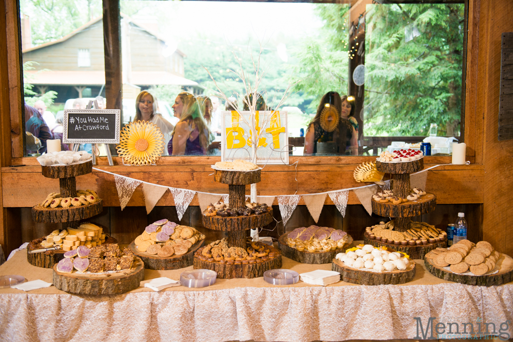 barn wedding details