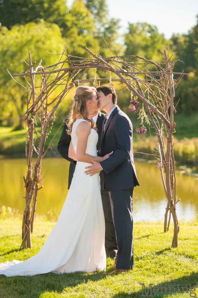 backyard wedding Columbiana Ohio