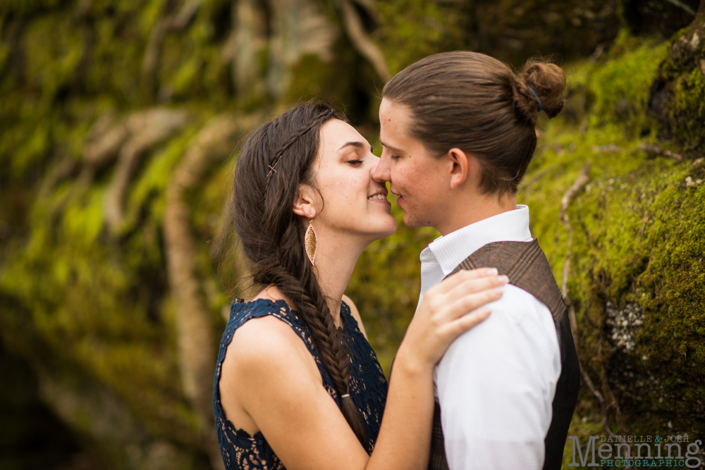 nelson's ledges quarry park wedding