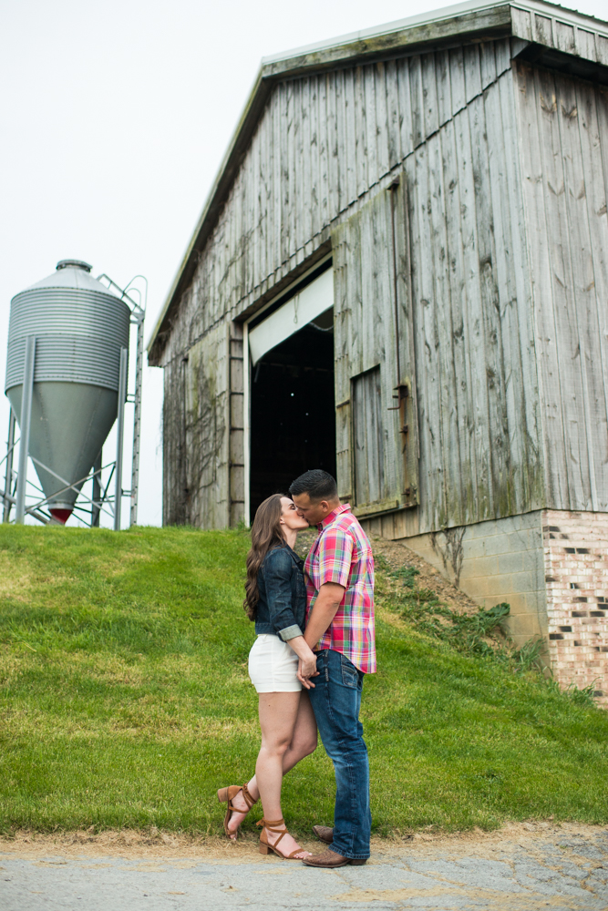 country engagement photos