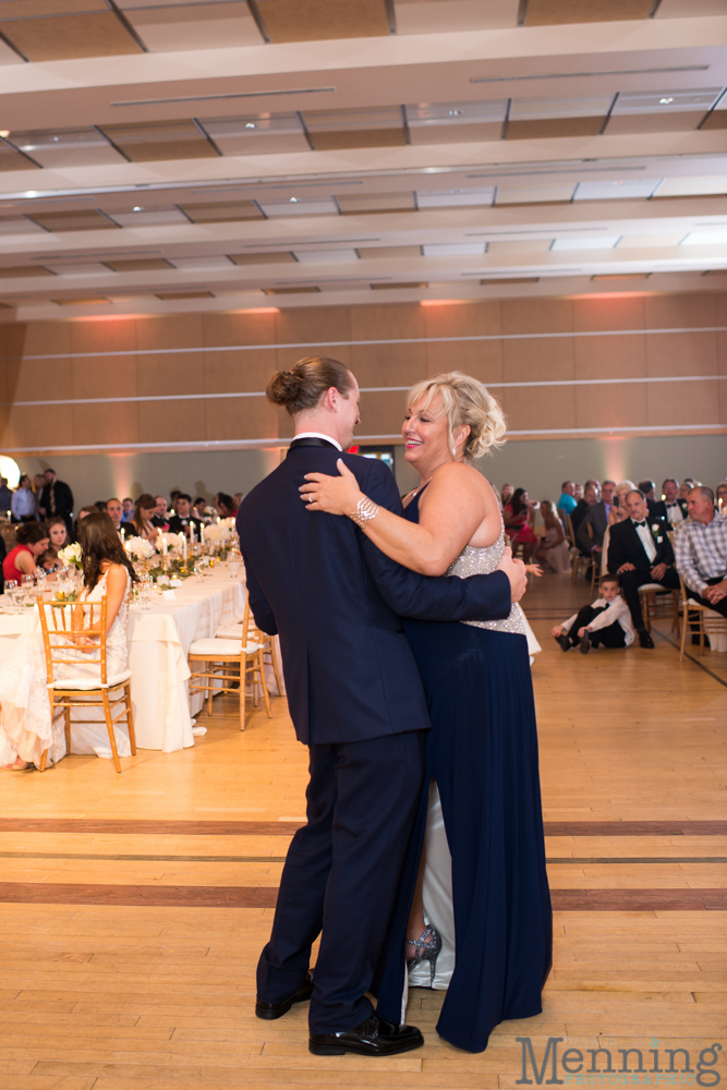 classic ivory and gold wedding