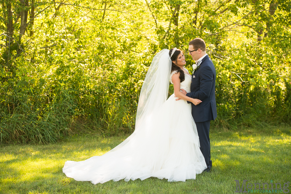 backyard wedding Columbiana Ohio