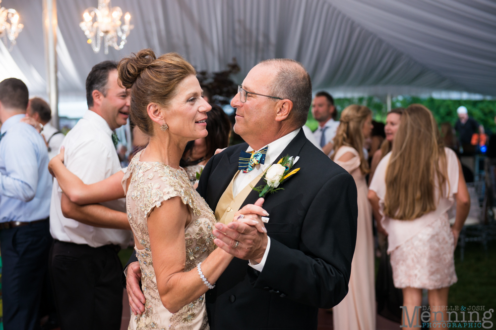 backyard wedding Columbiana Ohio