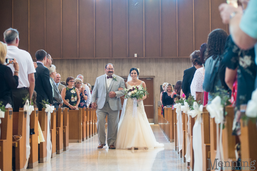 gold and greenery Youngstown wedding